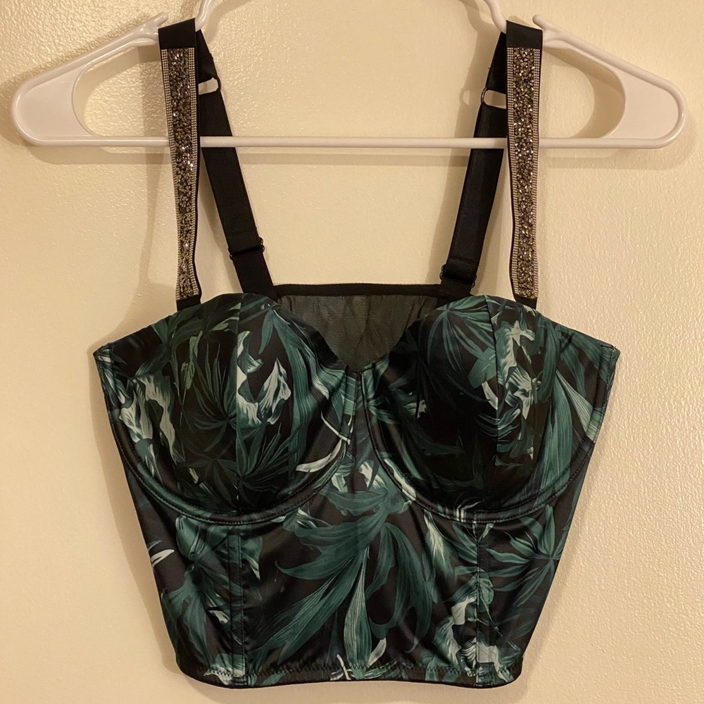 NEW Victorias Secret VS 34DD corset